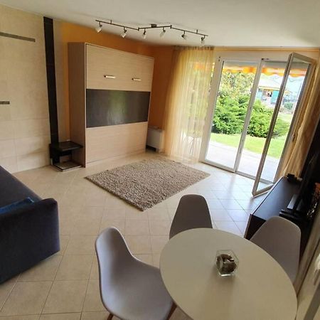 Apartamento Igényes 4 fős apartman közvetlen a strandnál Csopak Exterior foto