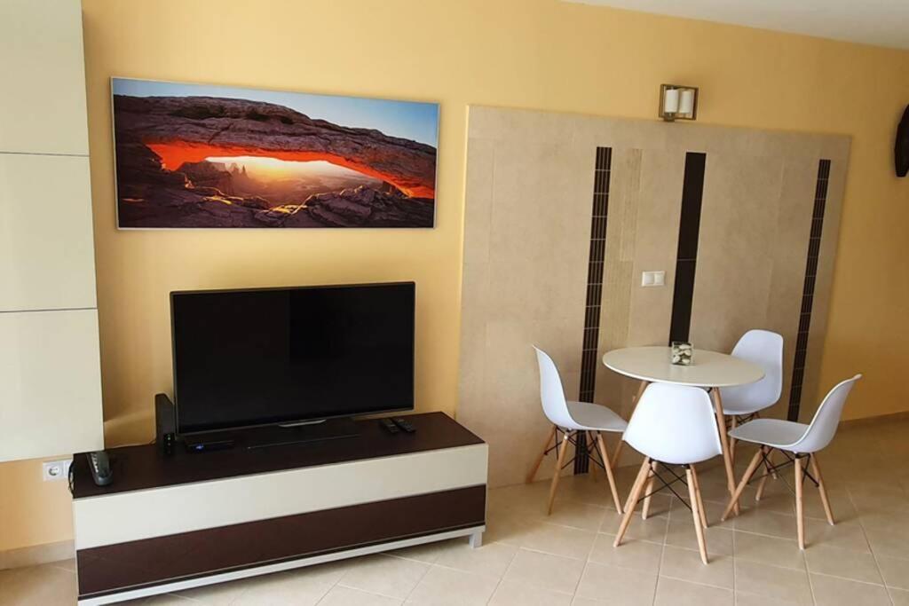 Apartamento Igényes 4 fős apartman közvetlen a strandnál Csopak Exterior foto
